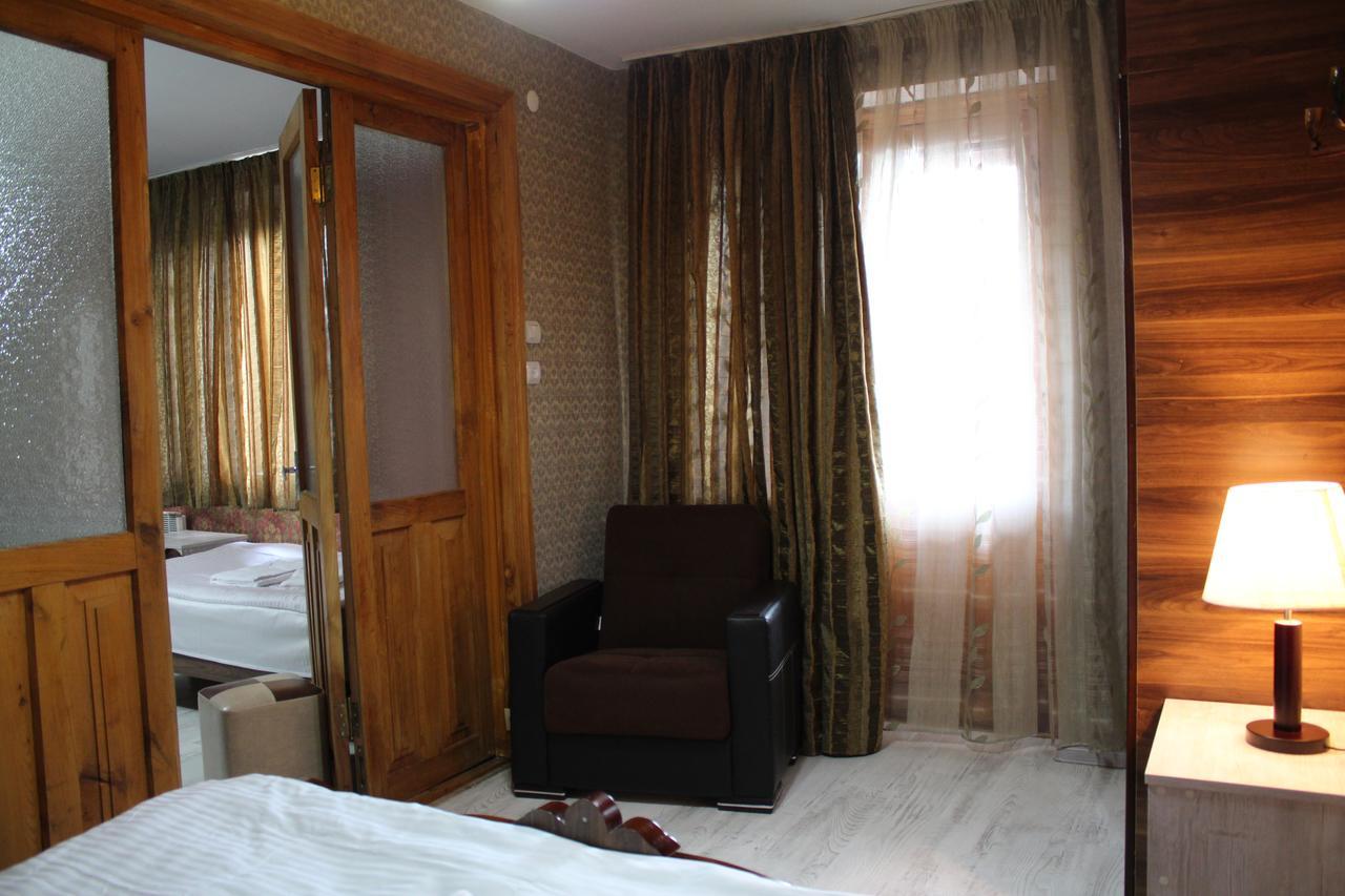 Salome Guest House Mestia Exterior foto