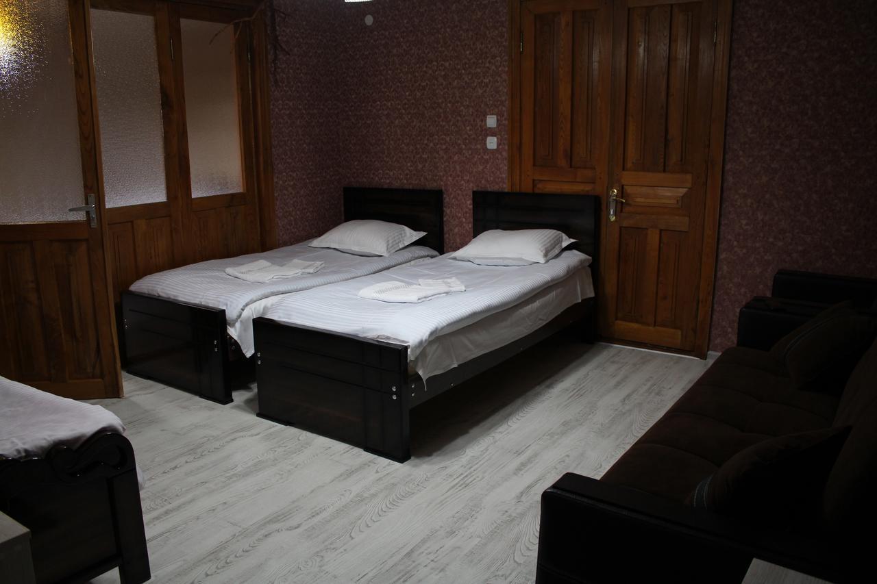 Salome Guest House Mestia Exterior foto
