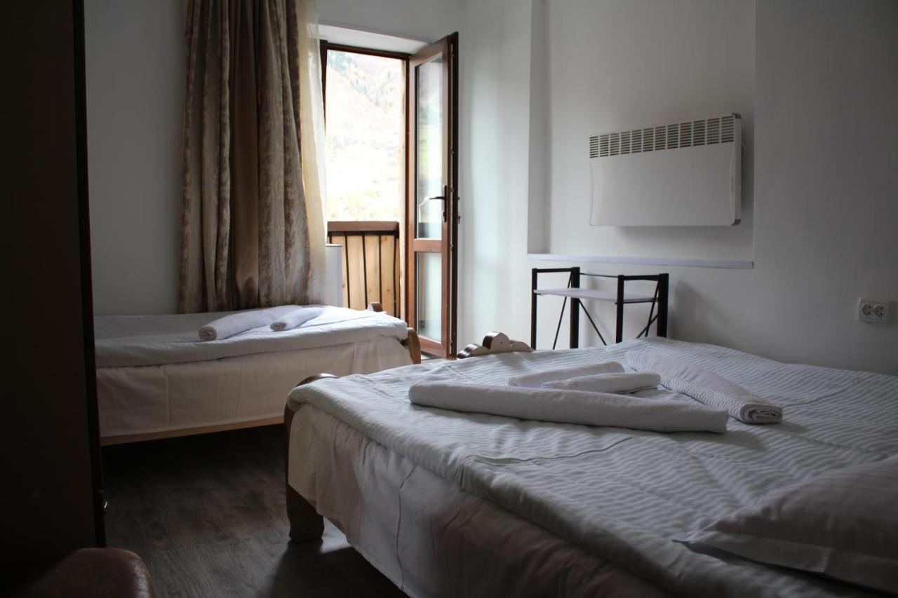 Salome Guest House Mestia Exterior foto